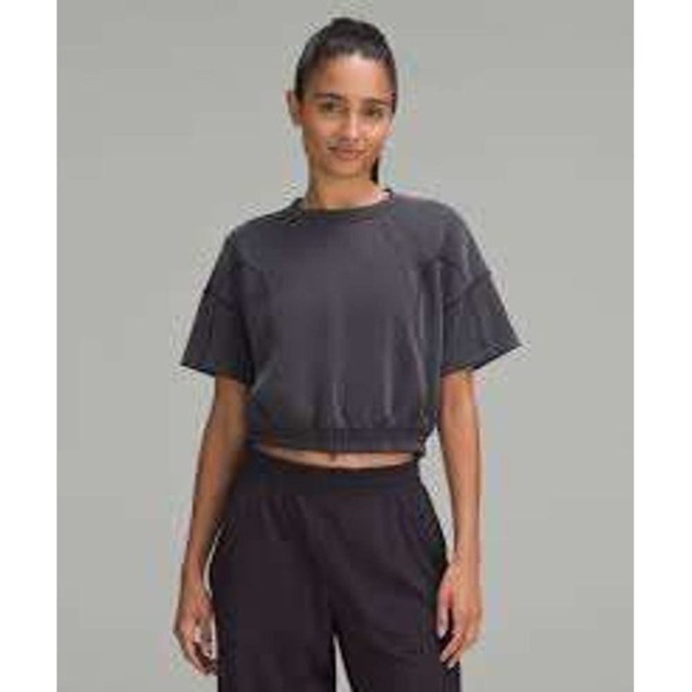 Lululemon Softstreme Gathered T-Shirt Graphite Grey Size 8 Short Sleeve Crop